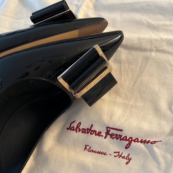 Salvatore Ferragamo Slingback Sandal Black Patent Heels with Gold buckle Size 38 - Picture 5 of 15